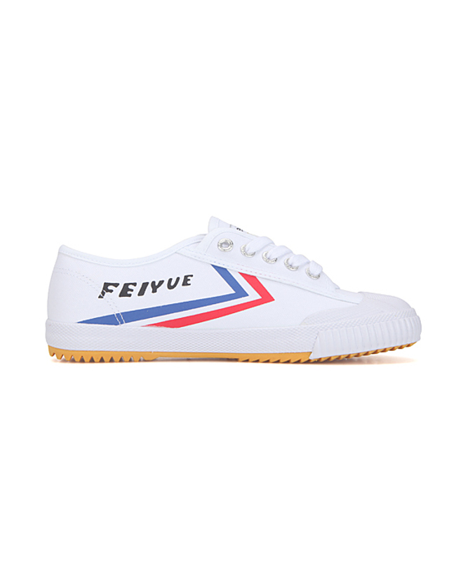페이유에 FE LO 1920/WHITE/BLUE/RED-CANVAS/FU100096 착용컷
