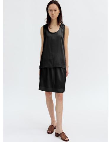 VISCOSE SATIN SLEEVELESS TOP (BLACK)