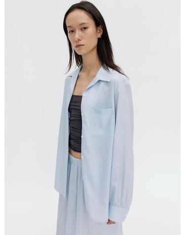 FLUID OPEN COLLARED BLOUSE (LIGHT BLUE)