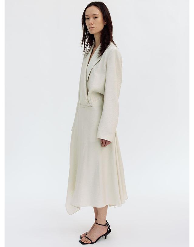 르비에르 SILKY ASYMMETRIC WRAP SKIRT (ECRU) 착용컷