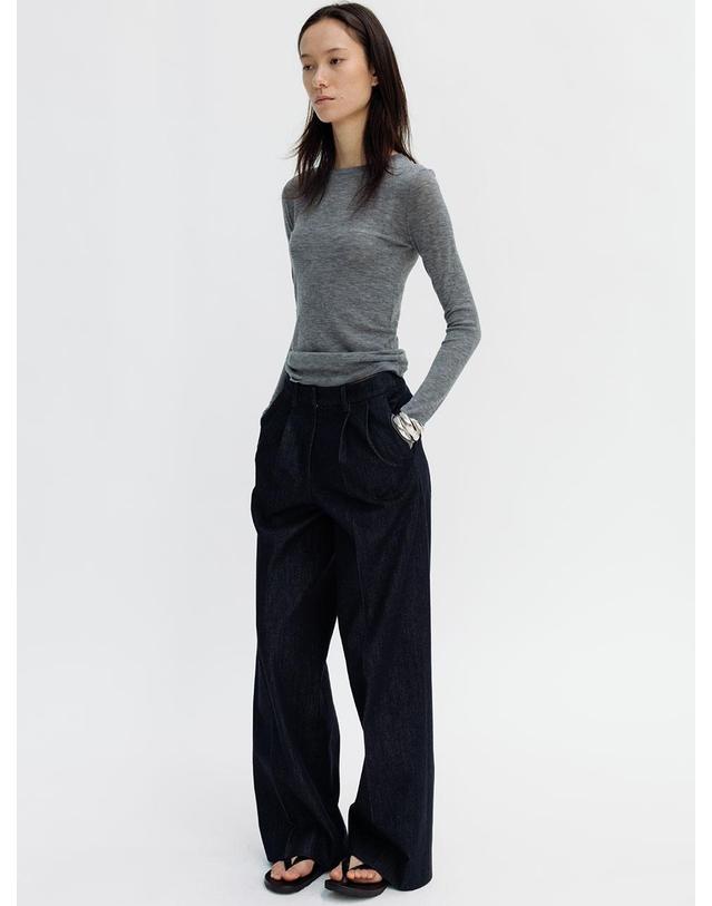 르비에르 RAW DENIM TWO TUCK WIDE PANTS (NAVY) 착용컷