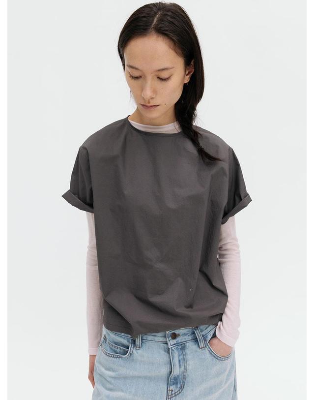 르비에르 COTTON ROUND NECK TOP (CHARCOAL) 착용컷