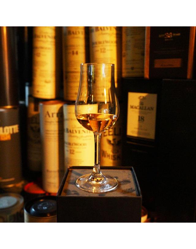 글렌캐런 글렌캐런 Schnapps 스템 글래스 슈냅스 위스키 테이스팅 전용잔 착용컷