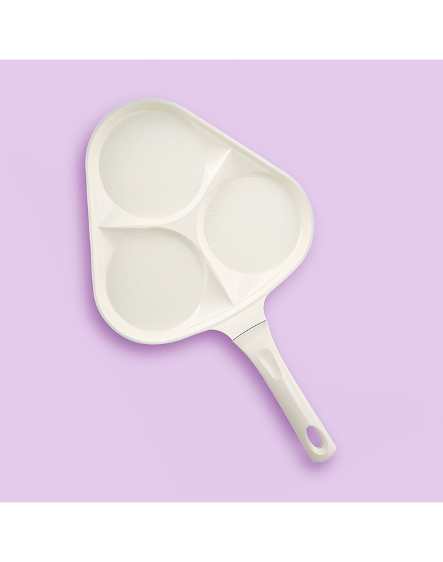 베카 [베카] 블랑우드 세라믹 IH 3구 에그팬 착용컷
