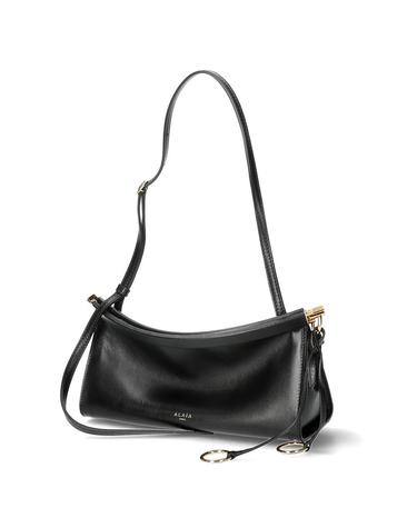 [기간할인] 26FW 알라이아 르 클릭 이스트 웨스트 숄더백 AA1S01426CA332 999