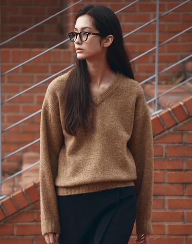 KN4274 울 블렌드 브이넥 니트_Camel brown