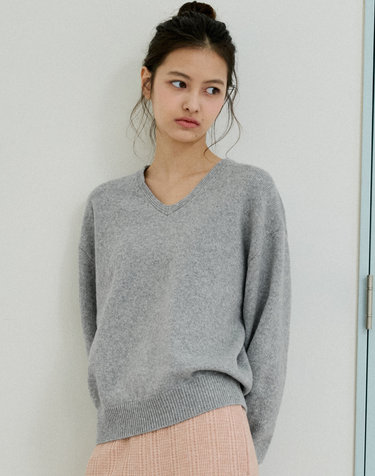 KN4290 에센셜 브이넥 니트_Melange gray