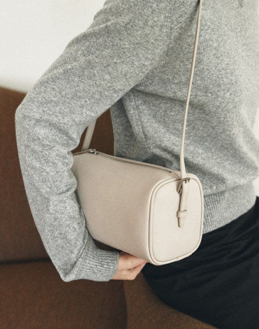 B3021 니치 숄더백_Light gray