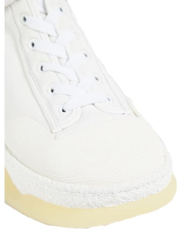 알렉산더 왕 [해외직구] 24SS 알렉산더 왕 스니커즈 3119N0039M100 WHITE 착용컷