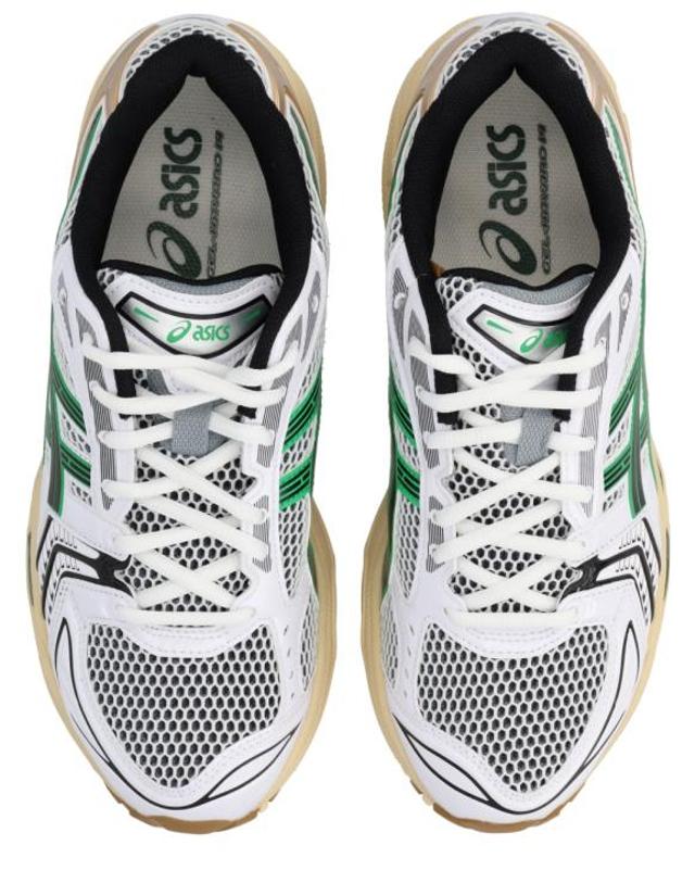 아식스 [해외직구] 26SS 아식스 스니커즈 1203A740 103 WHITE HINOKI BEIGE 착용컷