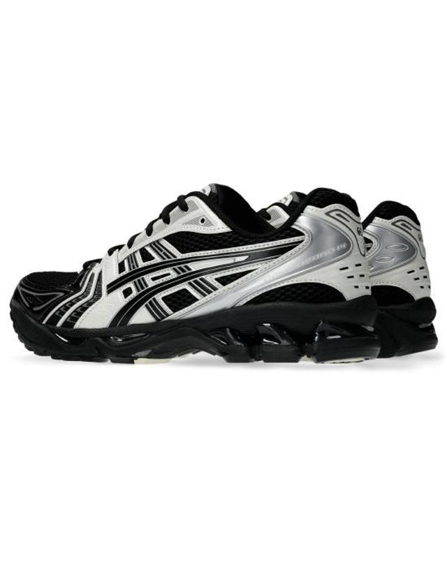 아식스 [해외직구] 26FW 아식스 젤 카야노 14 스니커즈 1203A537 002 BLACK CREAM 착용컷
