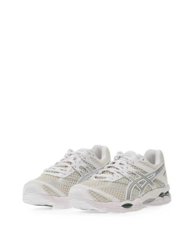 아식스 [해외직구] 26FW 아식스 스니커즈 1203A733 301 LAKE GREY PURE SILVER 착용컷