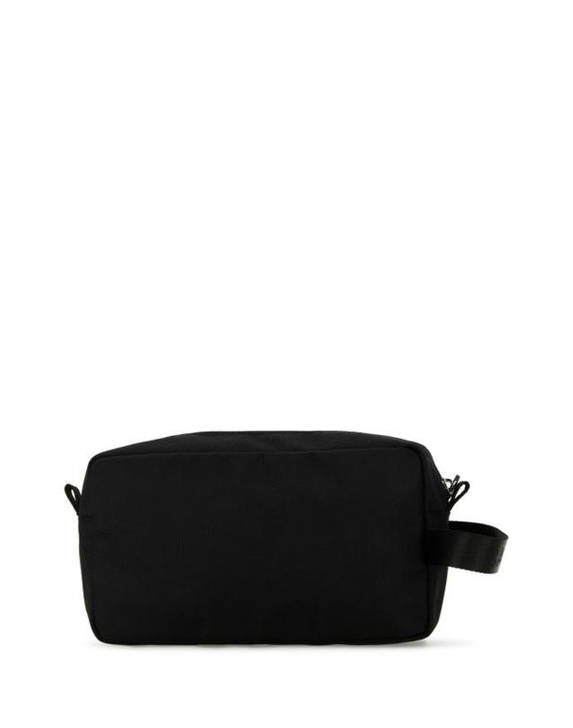 비에이엘알 [해외직구] 25SS 바르 클러치 파우치 B62321002 102 BLACK 착용컷