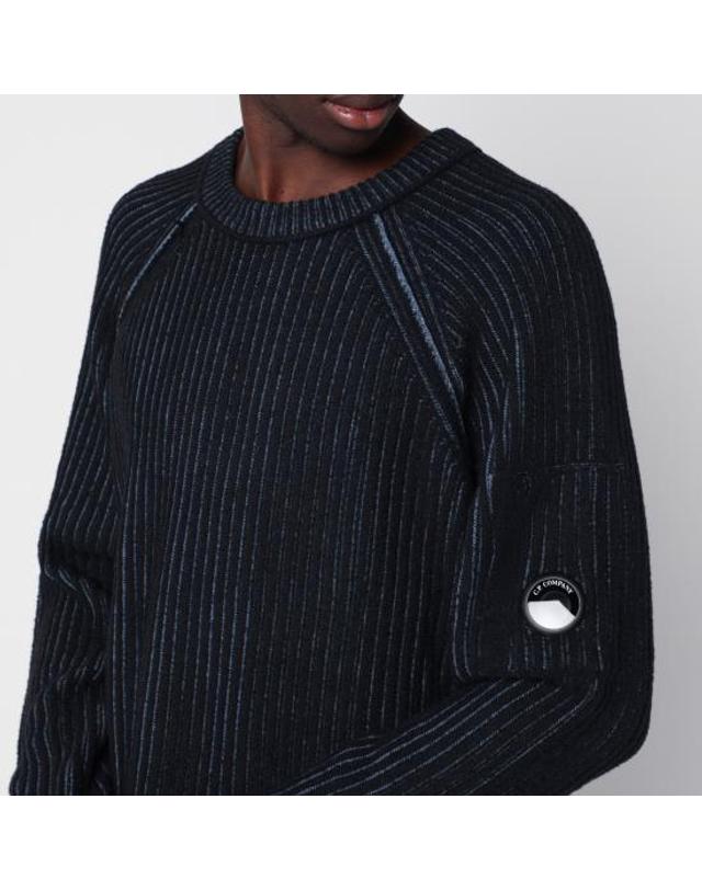 씨피 컴퍼니 [해외직구] 26FW 씨피 컴퍼니 긴팔 티셔츠 21CMKN299A006170A Blue 착용컷