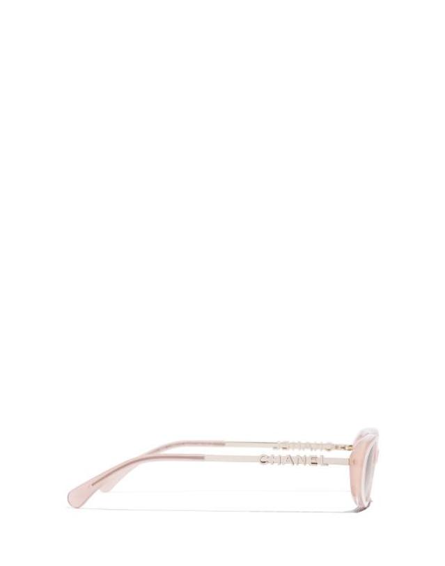 샤넬 [해외직구] 26FW 샤넬 로고 오벌 선글라스 CH5565 183013 GRADIENT BEIGE 착용컷