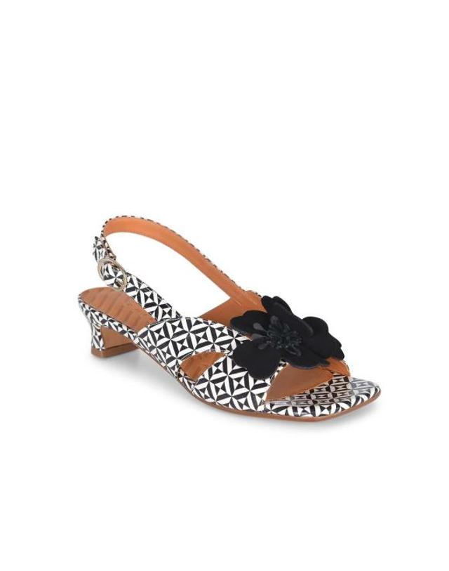 치에 미하라 [해외직구] 26SS 치에 미하라 샌들 YETINANEGRO BLACK 착용컷
