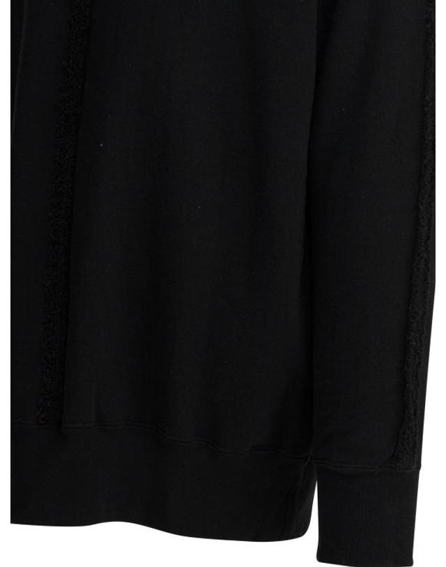 꼼데가르송 [해외직구] 25FW 꼼데가르송 코튼 크루넥 스웨트셔츠 HP T014 W251 BLACK Black 착용컷
