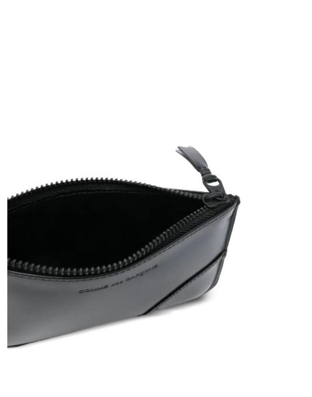 꼼데가르송 [해외직구] 26FW 꼼데가르송 클래식 레더 라인 파우치 SA81001 BLACK 착용컷