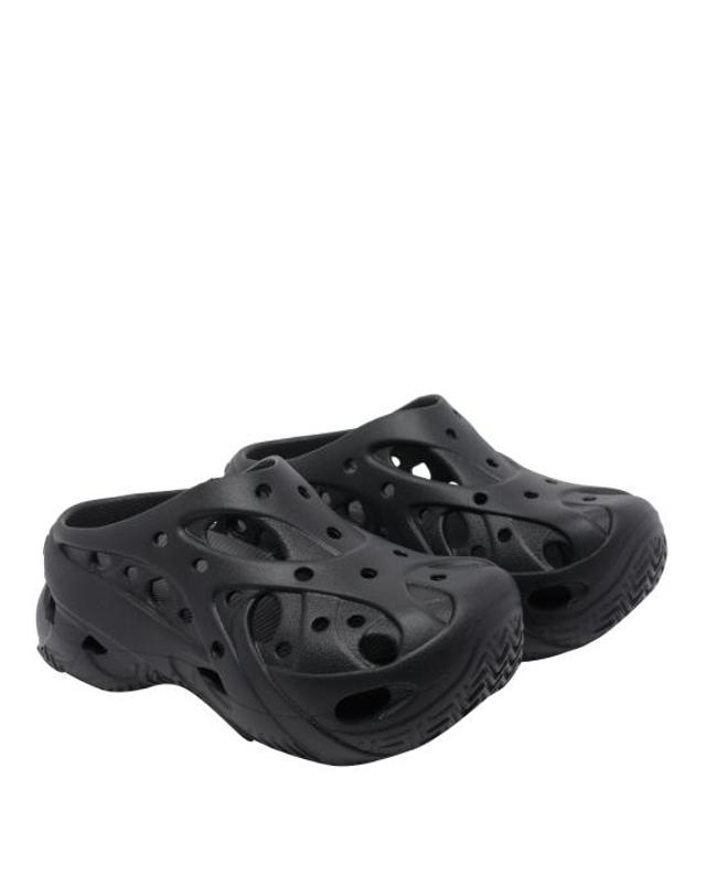 크록스 [해외직구] 26SS 크록스 샌들 211141 BLK Black 착용컷