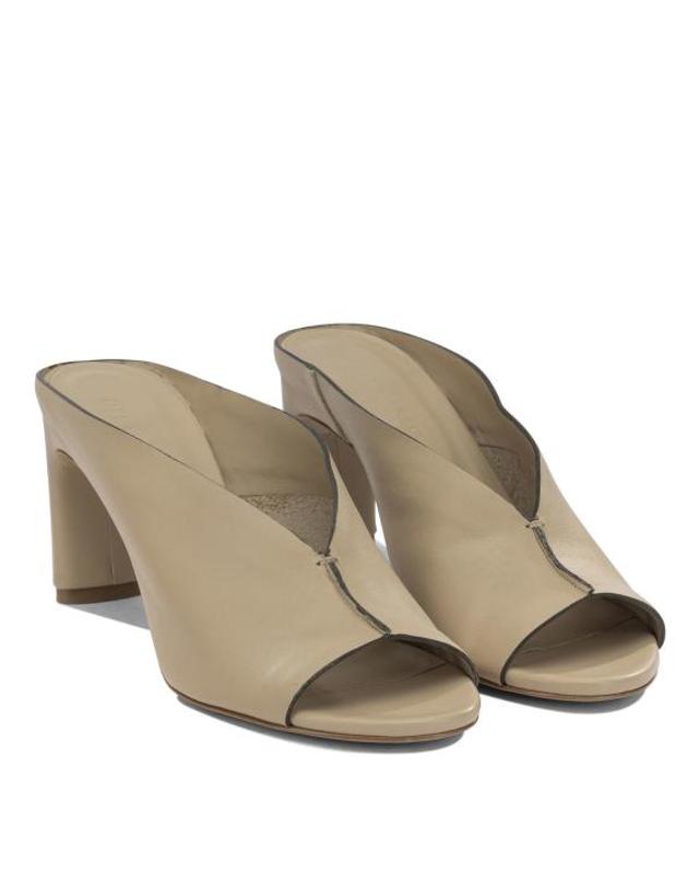 델 카를로 [해외직구] 26SS 델 칼로 힐 펌프스 11725METISNATURGRANO BEIGE 착용컷