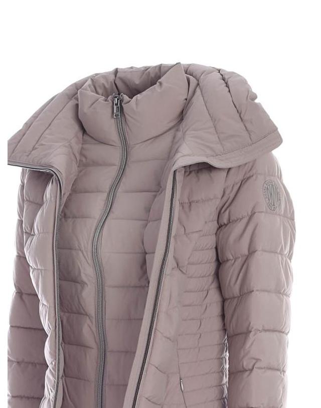 디케이엔와이 [해외직구] 21FW 디케이엔와이 패딩 DL1MP298THI Grey 착용컷