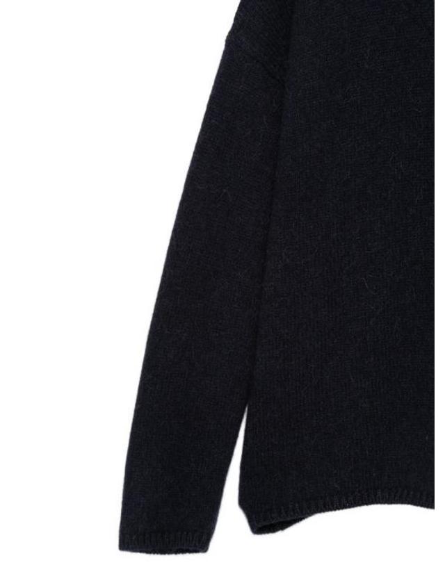 에이푼토비 [해외직구] 26FW 아푼토비 스웨터 P1890TS998BLU NAVY 착용컷