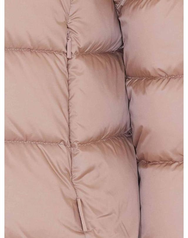 에이디디 [해외직구] 26FW 애드 숏패딩 JWA220NRAS75 NUDE NEUTRALS 착용컷