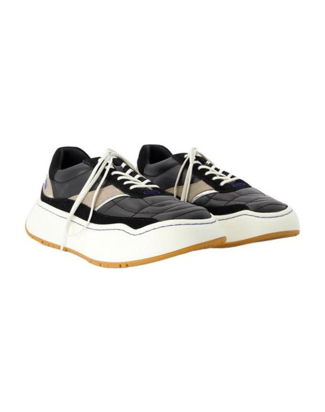 아더에러 [해외직구] 24SS 아더에러 스니커즈 CONFIG ERRS21001 WHITE 착용컷