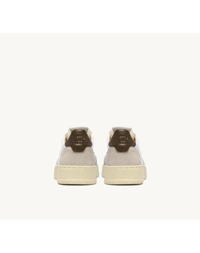 오트리 [해외직구] 26FW 오트리 메달리스트 로우 스니커즈 AULMLS 15 LEAT SUEDE WHT TEAK 착용컷