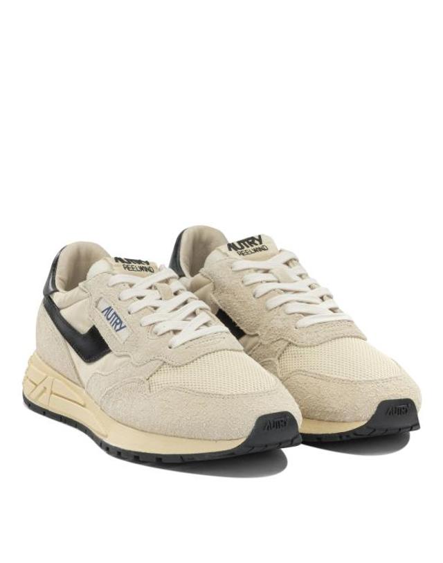 오트리 [해외직구] 26FW 오트리 릴윈드 로우 나일론 스웨이드 스니커즈 WWLMUT60 BEIGE 착용컷