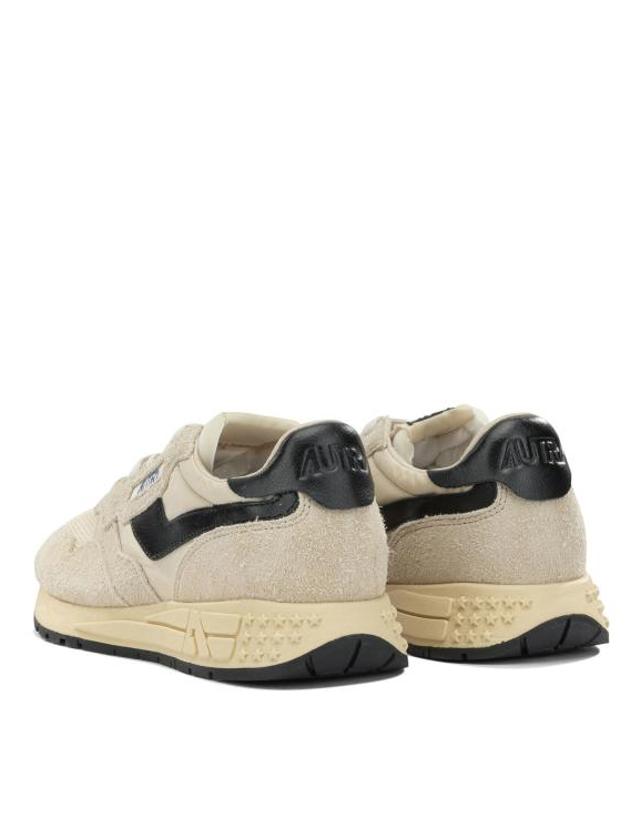 오트리 [해외직구] 26FW 오트리 릴윈드 로우 나일론 스웨이드 스니커즈 WWLMUT60 BEIGE 착용컷