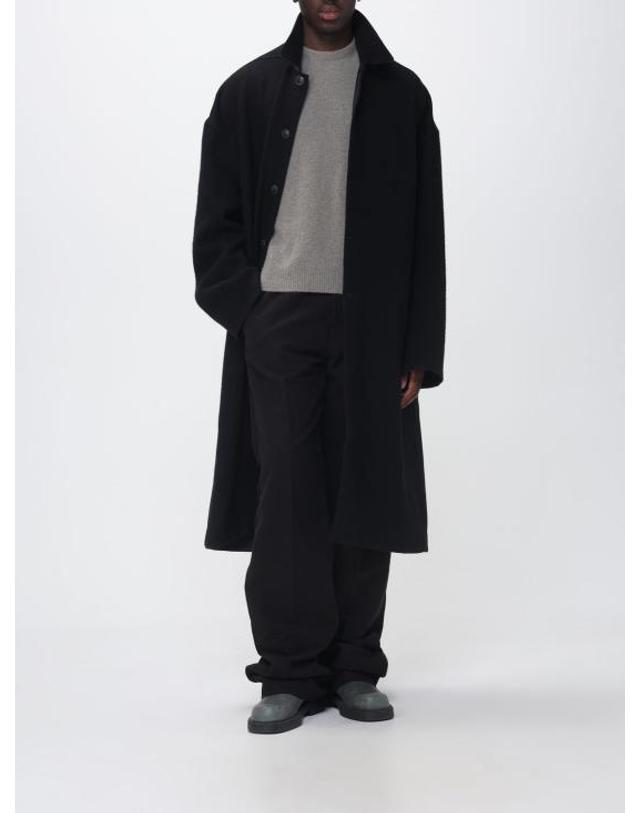 릭오웬스 [해외직구] 26FW 릭 오웬스 버튼드 브래드 싱글 코트 RU02F4970WBD 09 Black 착용컷