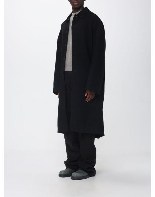 릭오웬스 [해외직구] 26FW 릭 오웬스 버튼드 브래드 싱글 코트 RU02F4970WBD 09 Black 착용컷