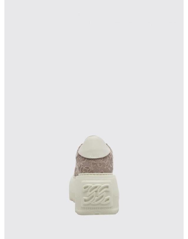 까사데이 [해외직구] 26FW 카사데이 스니커즈 2X140C0701C3096 B323 Beige 착용컷