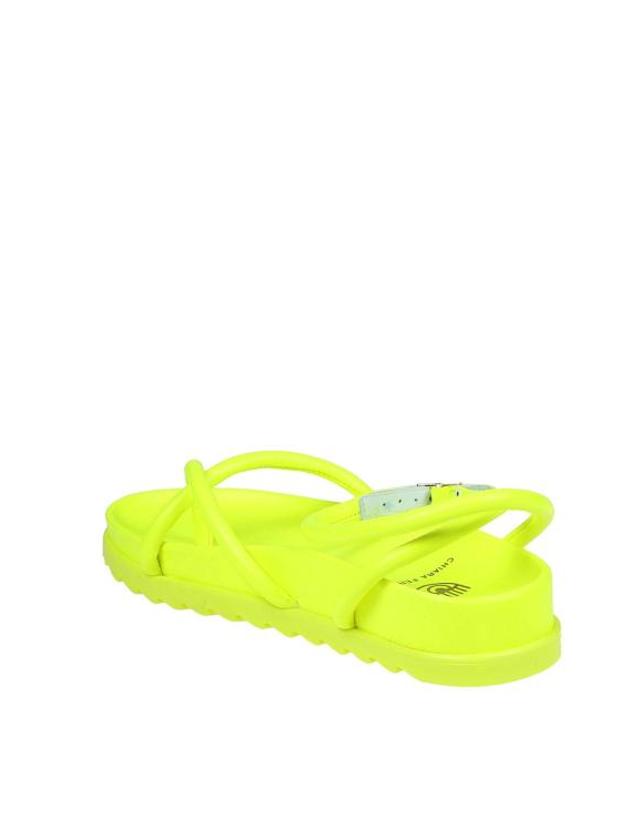 키아라 페라니 [해외직구] 23SS 키아라 페라그니 샌들 CF2950036 Yellow 착용컷