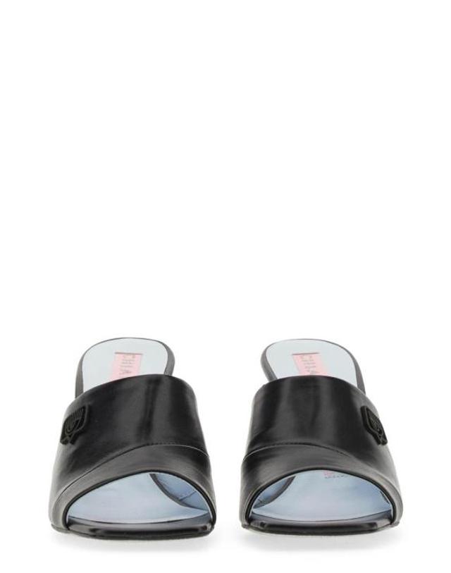 키아라 페라니 [해외직구] 22SS 키아라 페라그니 샌들 CF2943001 Black 착용컷