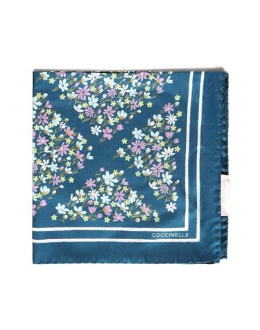 [해외직구] 26SS 코치넬리 머플러 스카프 E7UYE390101 M16 MULTI DEEP BLUE