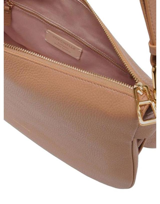 코치넬레 [해외직구] 코치넬리 숄더백 E1 PQR 13 02 01 N71 ONESIZE Coccinelle BEIGE 착용컷