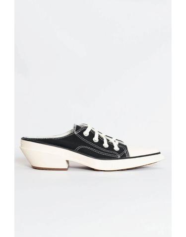 [해외직구] 26SS 컨버스 척 70 럭스 포인티드 토 뮬 A16060C 001 BLACK EGRET WHITE