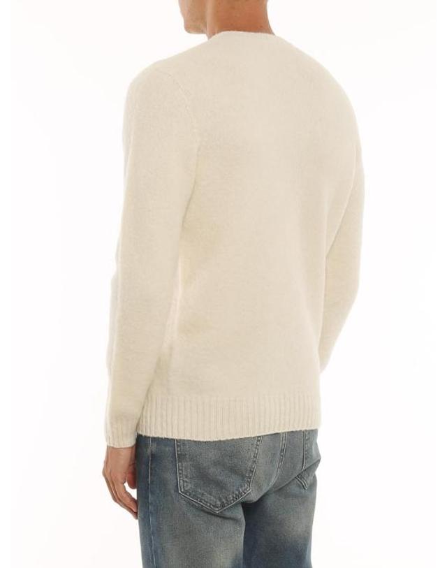 드루모어 [해외직구] 25FW 드루모어 스웨터 D8W103G125 WHITE 착용컷