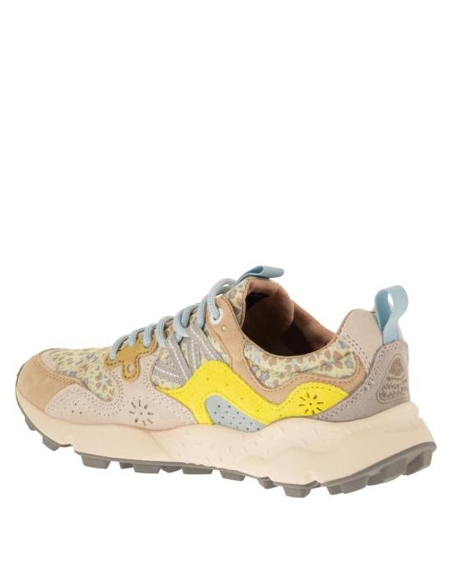 플라워 마운틴 [해외직구] 26SS 플라워 마운틴 스니커즈 2017817 BEIGE YELLOW 착용컷