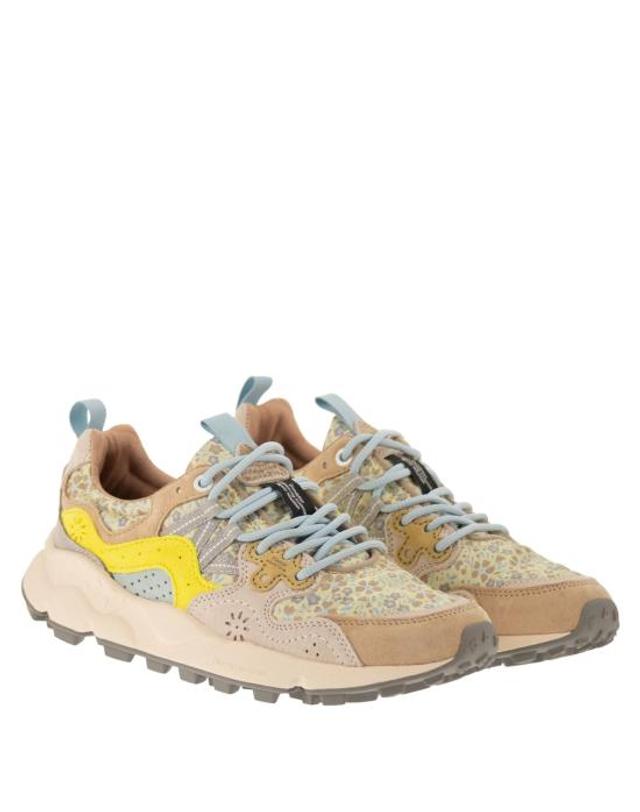 플라워 마운틴 [해외직구] 26SS 플라워 마운틴 스니커즈 2017817 BEIGE YELLOW 착용컷