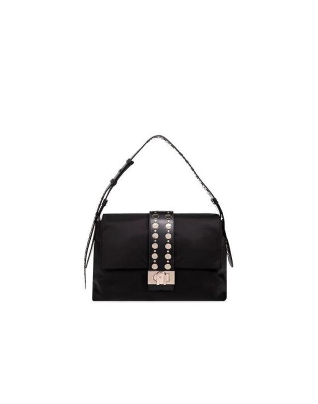훌라 [해외직구] 훌라 숄더백 WB00472 BX0885 O6000 CN ONESIZE Furla BLACK 착용컷