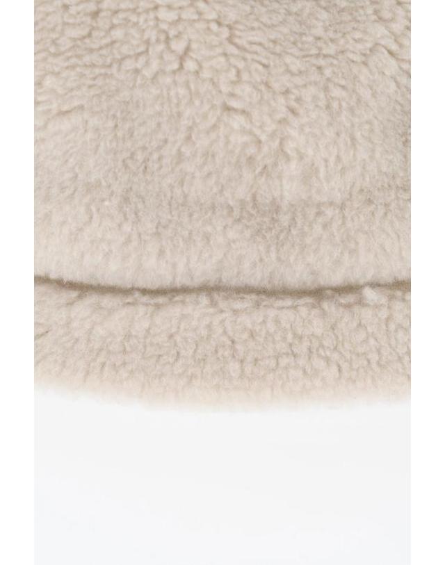 펄링 바이 지아니 [해외직구] 펄링바이지아니 비니 ERIKAPAN Beige 착용컷