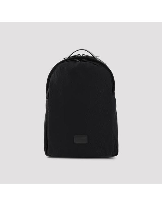 조르지오 아르마니 [해외직구] 26FW 조르지오 아르마니 백팩 GM004351AF24478 UC001 BLACK 착용컷