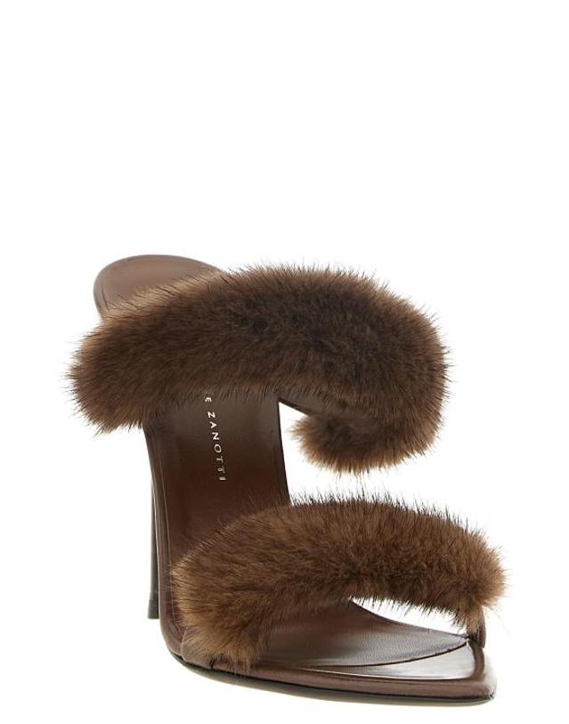 쥬세페자노티 [해외직구] 26FW 쥬세페자노티 샌들 I600024001 Brown 착용컷