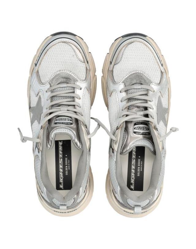 골든구스 [해외직구] 26SS 골든구스 라이트스타 스니커즈 GMF00724F007843 60320 GREY SILVER BLACK 착용컷
