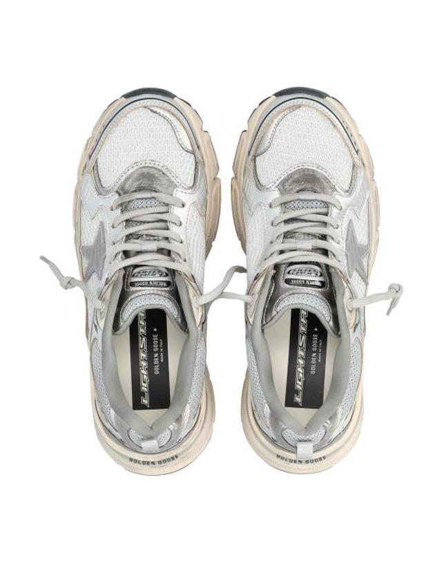 골든구스 [해외직구] 26SS 골든구스 라이트스타 스니커즈 GWF00724F007843 60320 GREY SILVER BLACK 착용컷