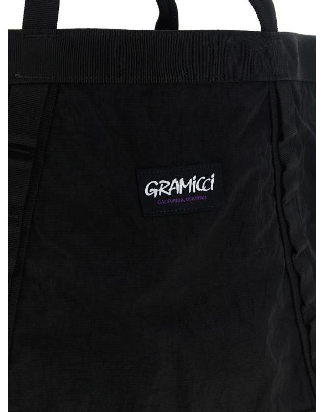그라미치 [해외직구] 26FW 그라미치 숄더백 G6FB202BLACK 착용컷