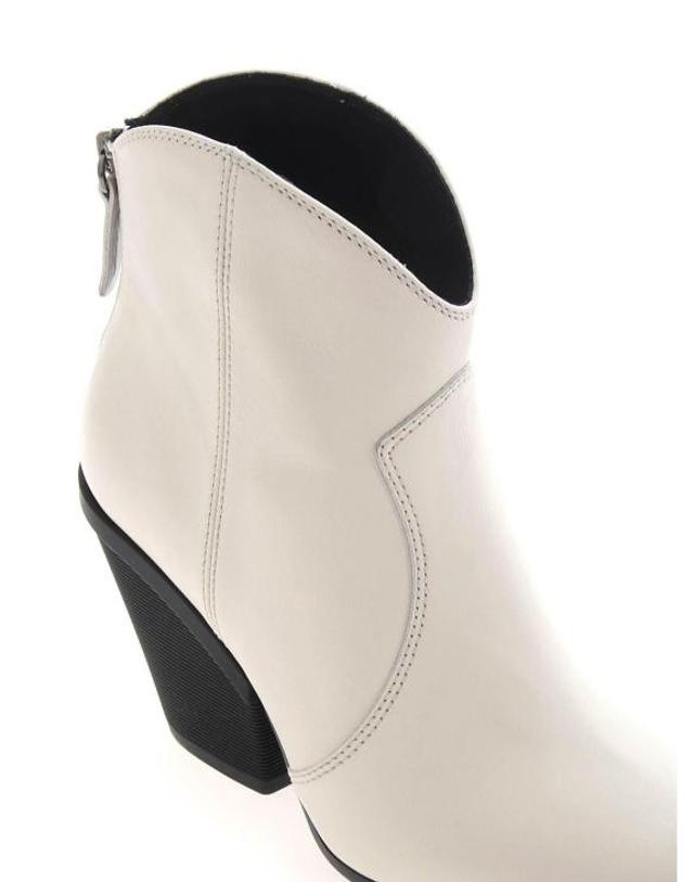 호간 [해외직구] 21FW 호간 부츠 HXW5810DS10O6LB018 Cream 착용컷